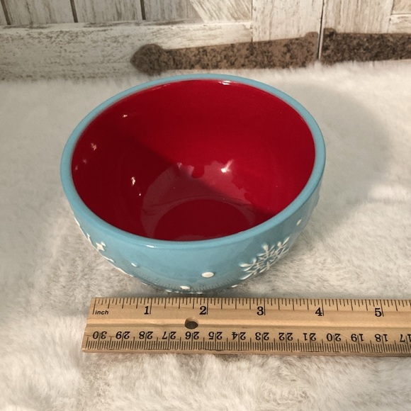 Hallmark Snowflake Bowls - Picture 5 of 9